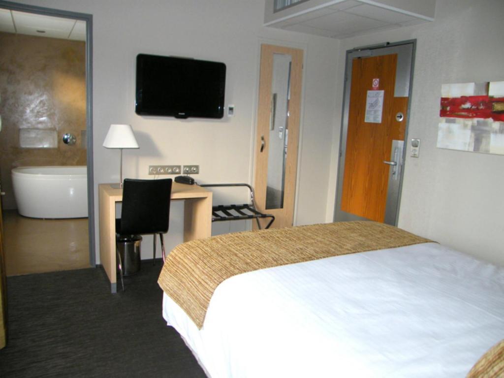 Cit'Hotel Saint-Pierre Viré Dış mekan fotoğraf